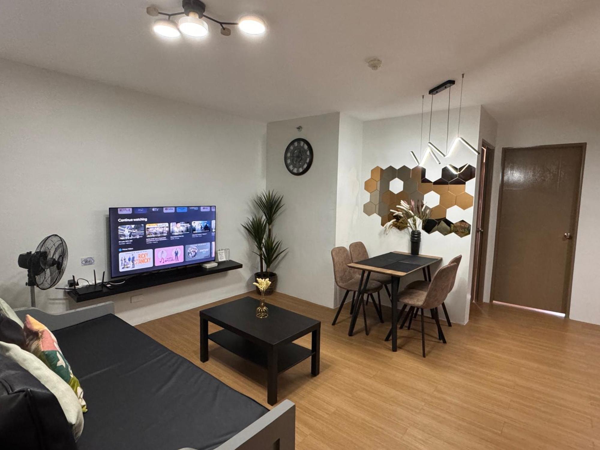 Cozyvilla At Pine Suites Tagaytay 2Br Or Studio With Free Parking 2Br In Basement Parking And Studio In Offsite Parking Tagaytay City ภายนอก รูปภาพ