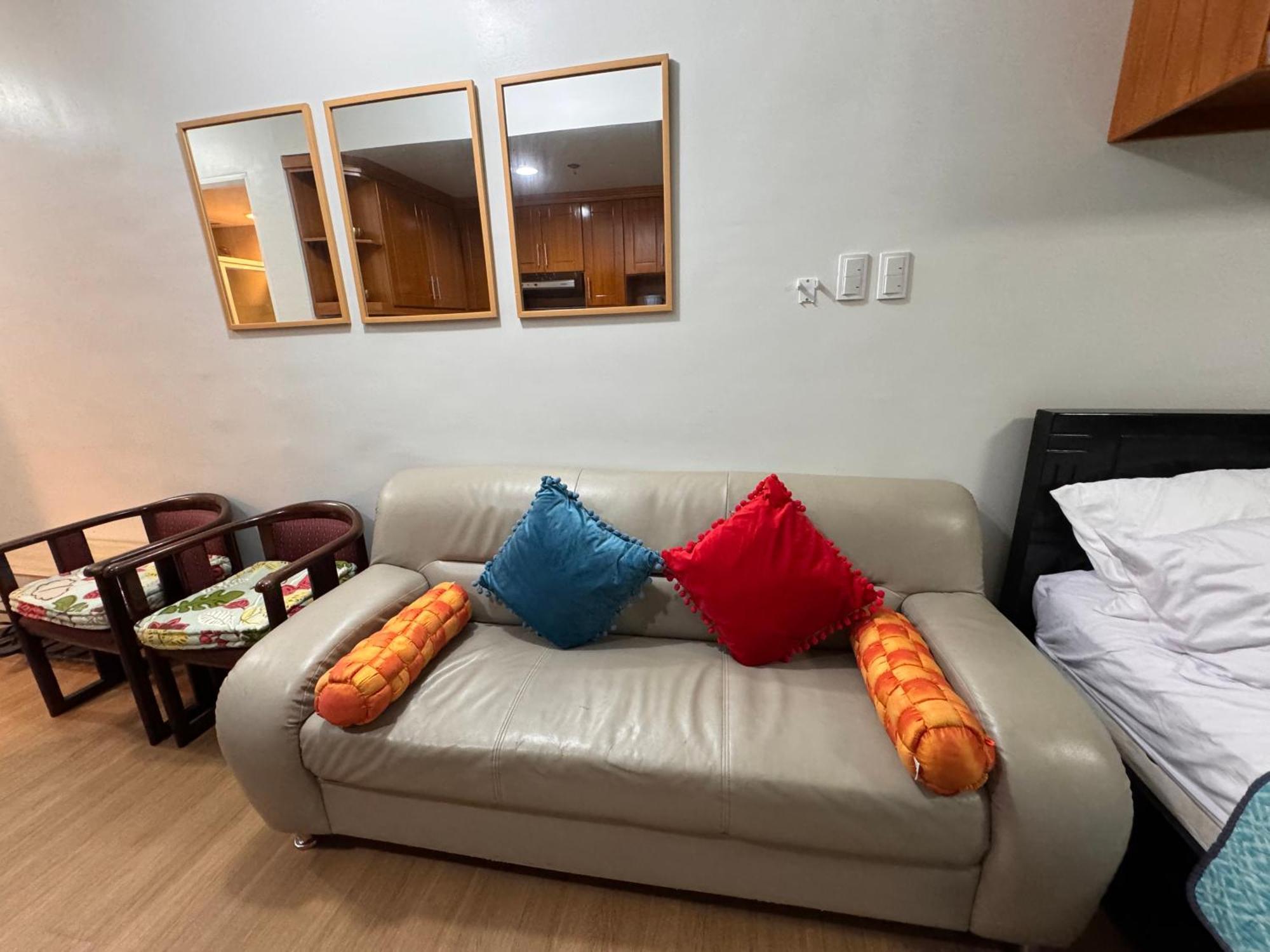 Cozyvilla At Pine Suites Tagaytay 2Br Or Studio With Free Parking 2Br In Basement Parking And Studio In Offsite Parking Tagaytay City ภายนอก รูปภาพ